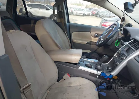 2013 Ford Edge Se z USA, uszkodzony, nr VIN 2FMDK3GC4DBA25335